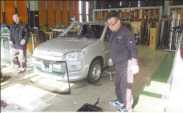 【正社員】㈲渡部硝子工業所/自動車ガラスの交換作業